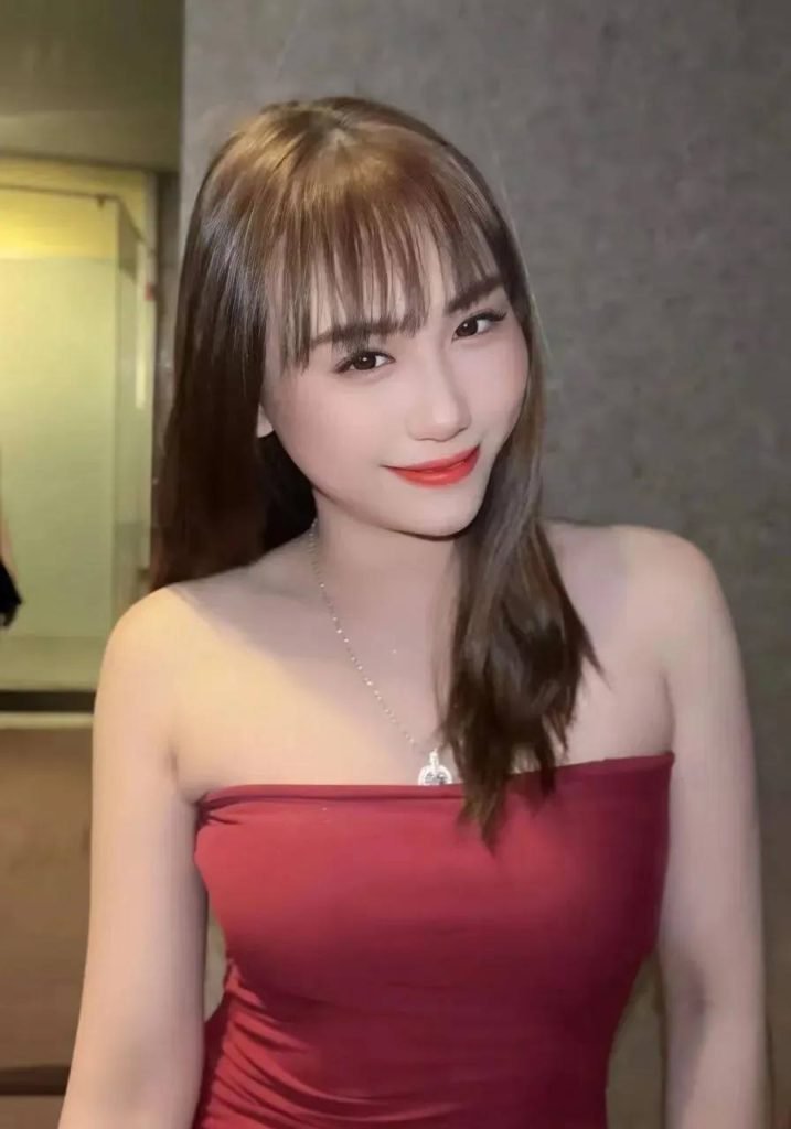VIP escort service in Taman Taynton View