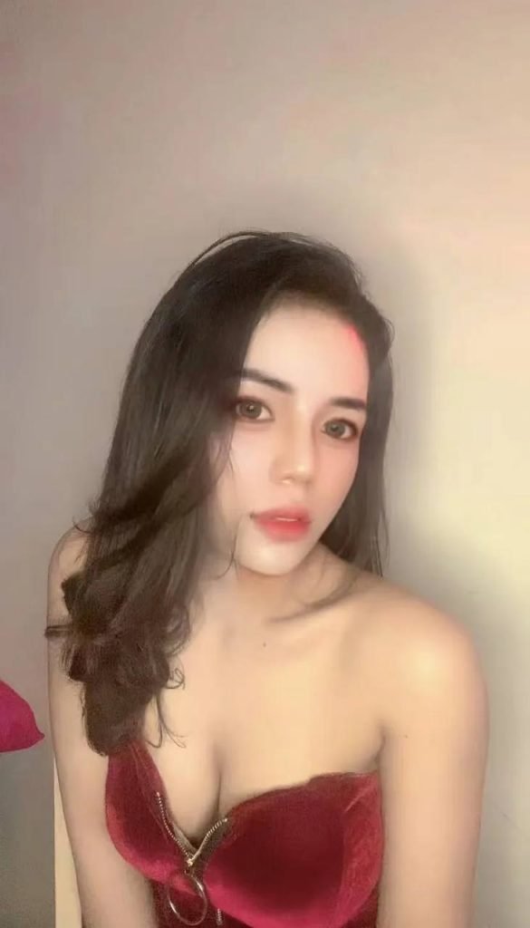 Escort available in Taman Sri Andalas and Chi Liung